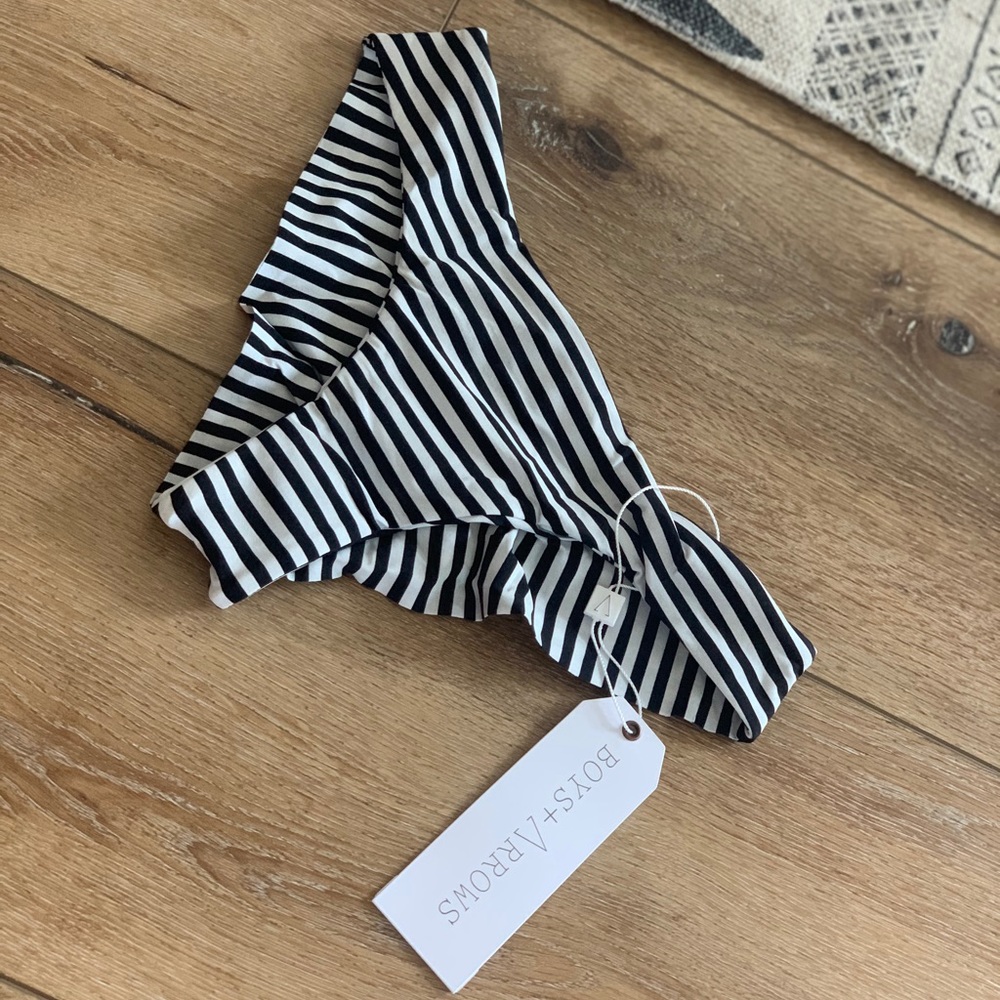 Boys + Arrows Z8038MD, Kiki, Don Julio. SizeS. NWT